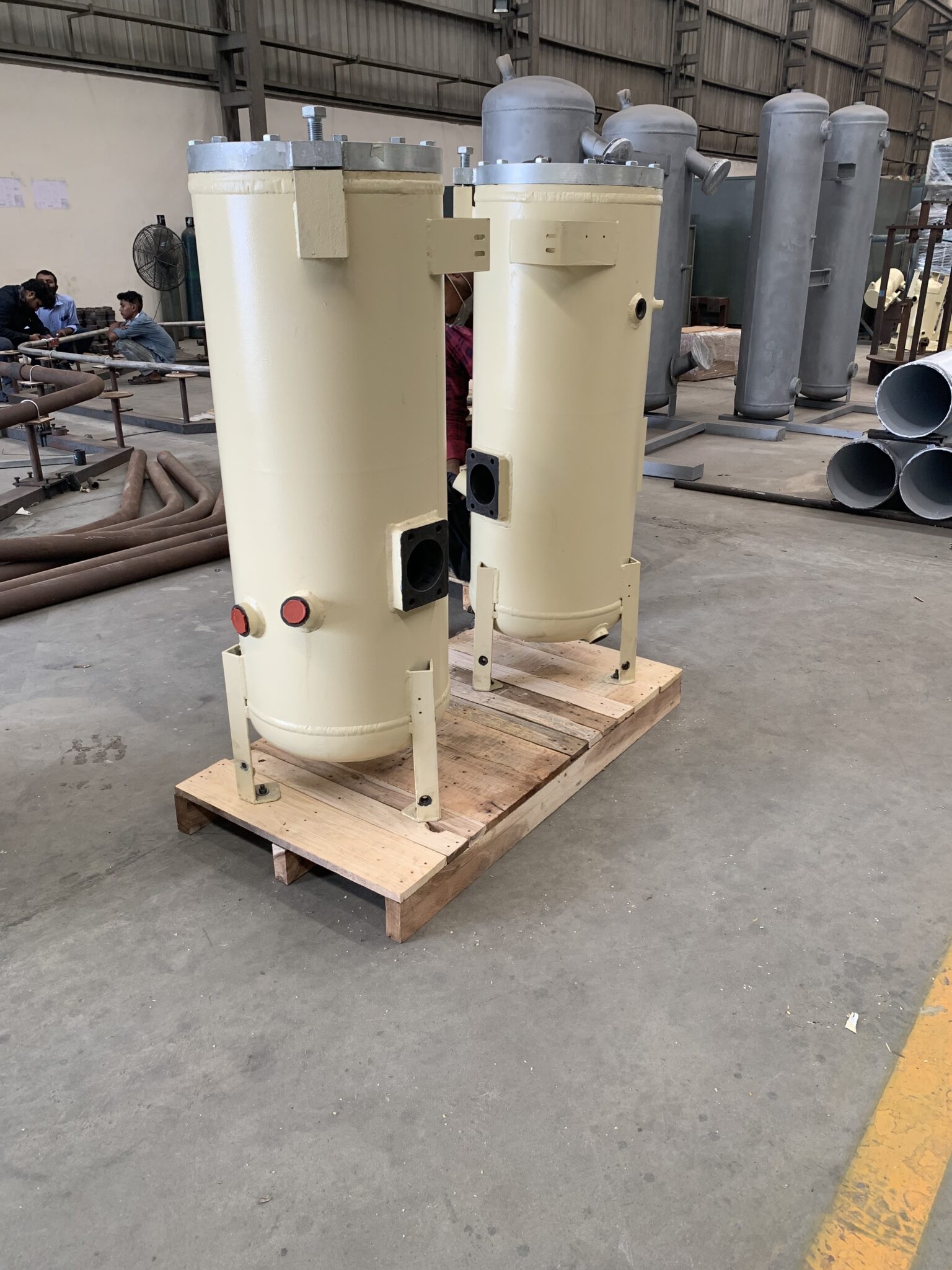 SEPARATOR TANKS Ashhtec Engineering Company